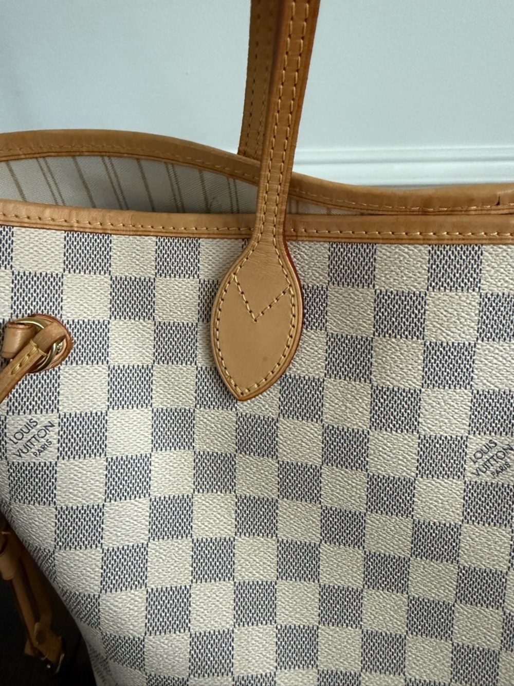 Louis Vuitton Damier Azur Neverfull MM - Picture 6 of 15